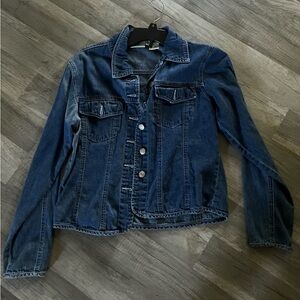 Comfy medium sized blue jean jacket